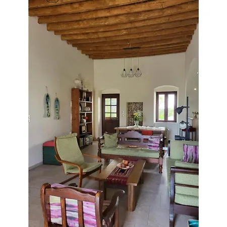 בית נופש Two Pine Trees *