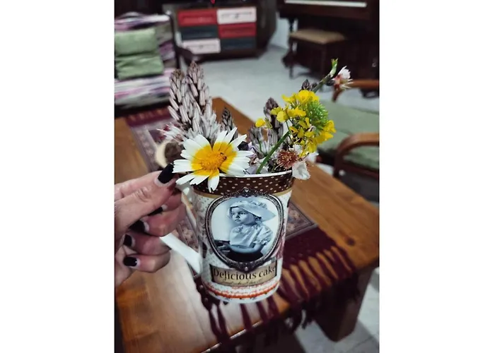 Two Pine Trees アリンダ